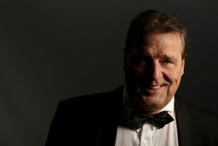 Ed Palermo als crooner